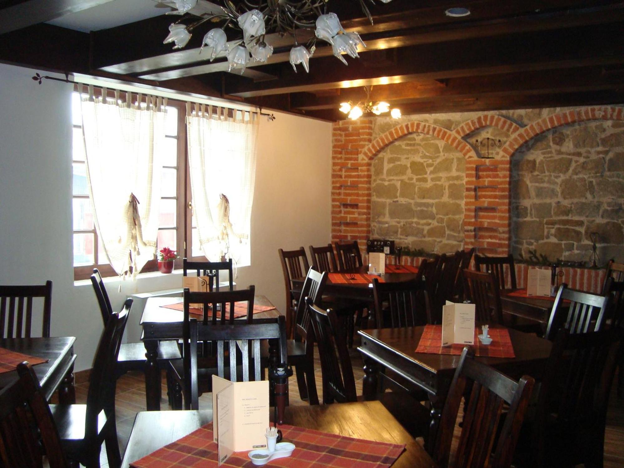 Sighetu Marmaţiei 伊乌卡之家旅馆酒店 外观 照片